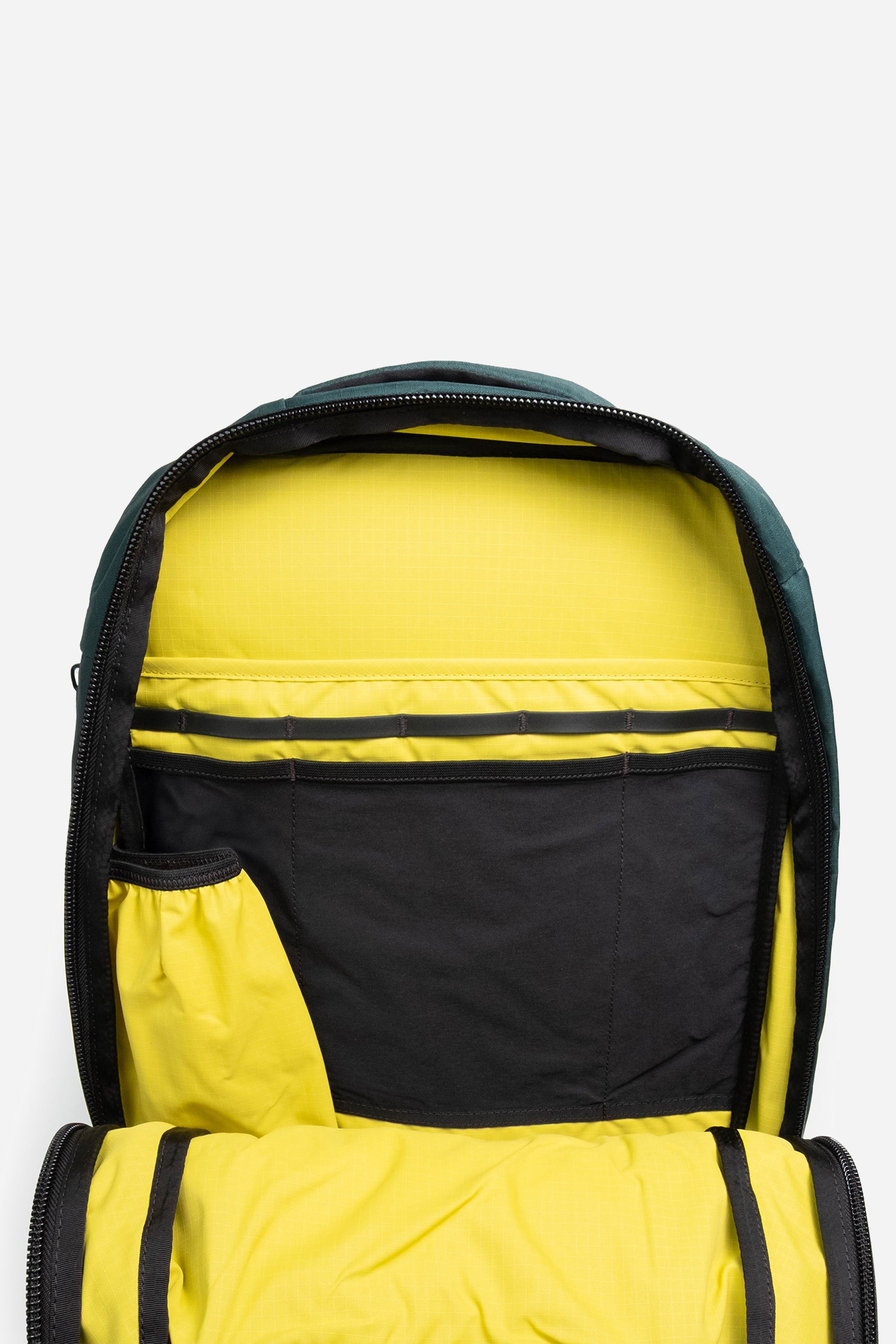 Global Pro Backpack 24L Black