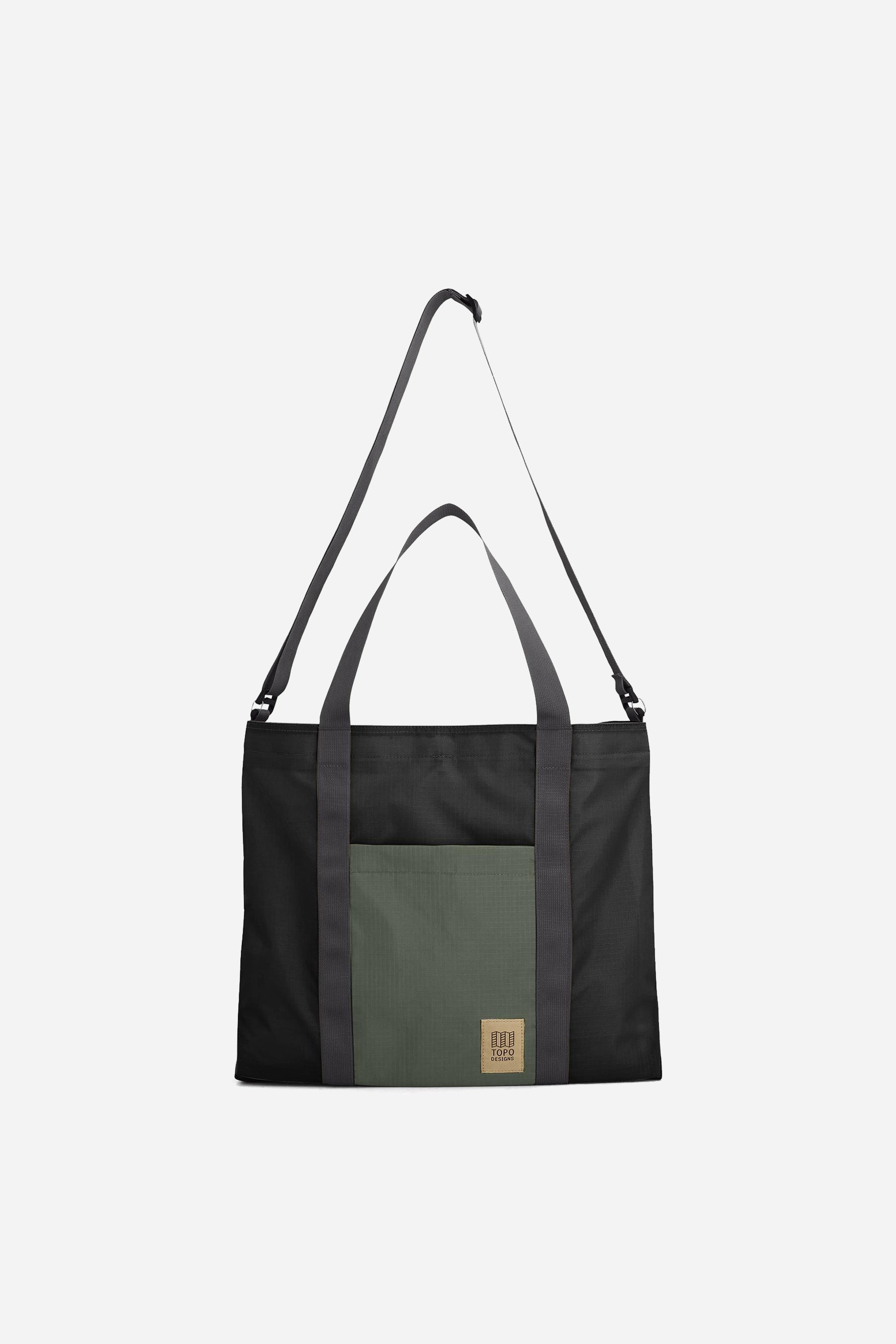 Mountain Essential Tote Black/Neutral