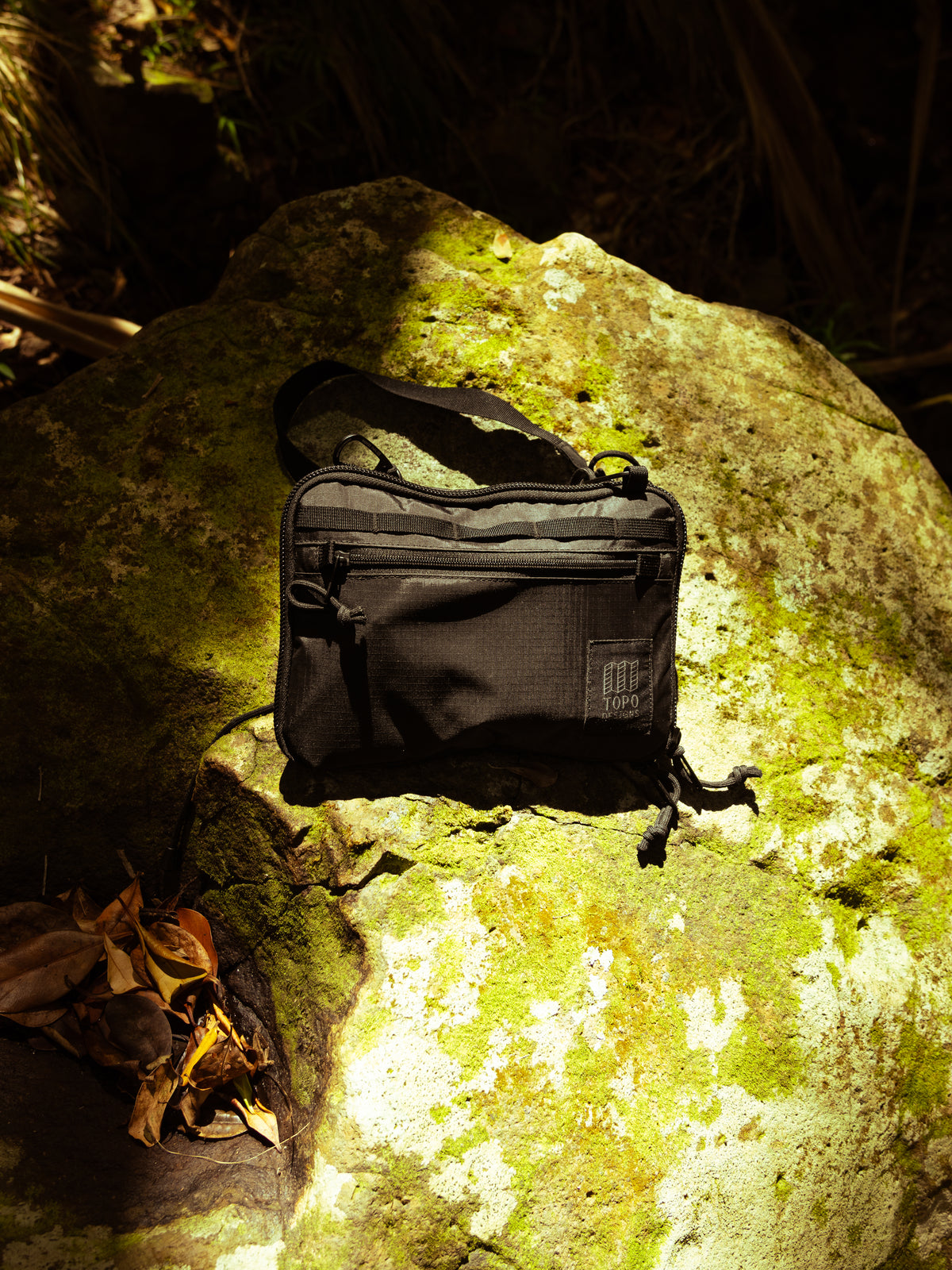 Mountain Accessory Shoulder Bag Woodland/Elmwood