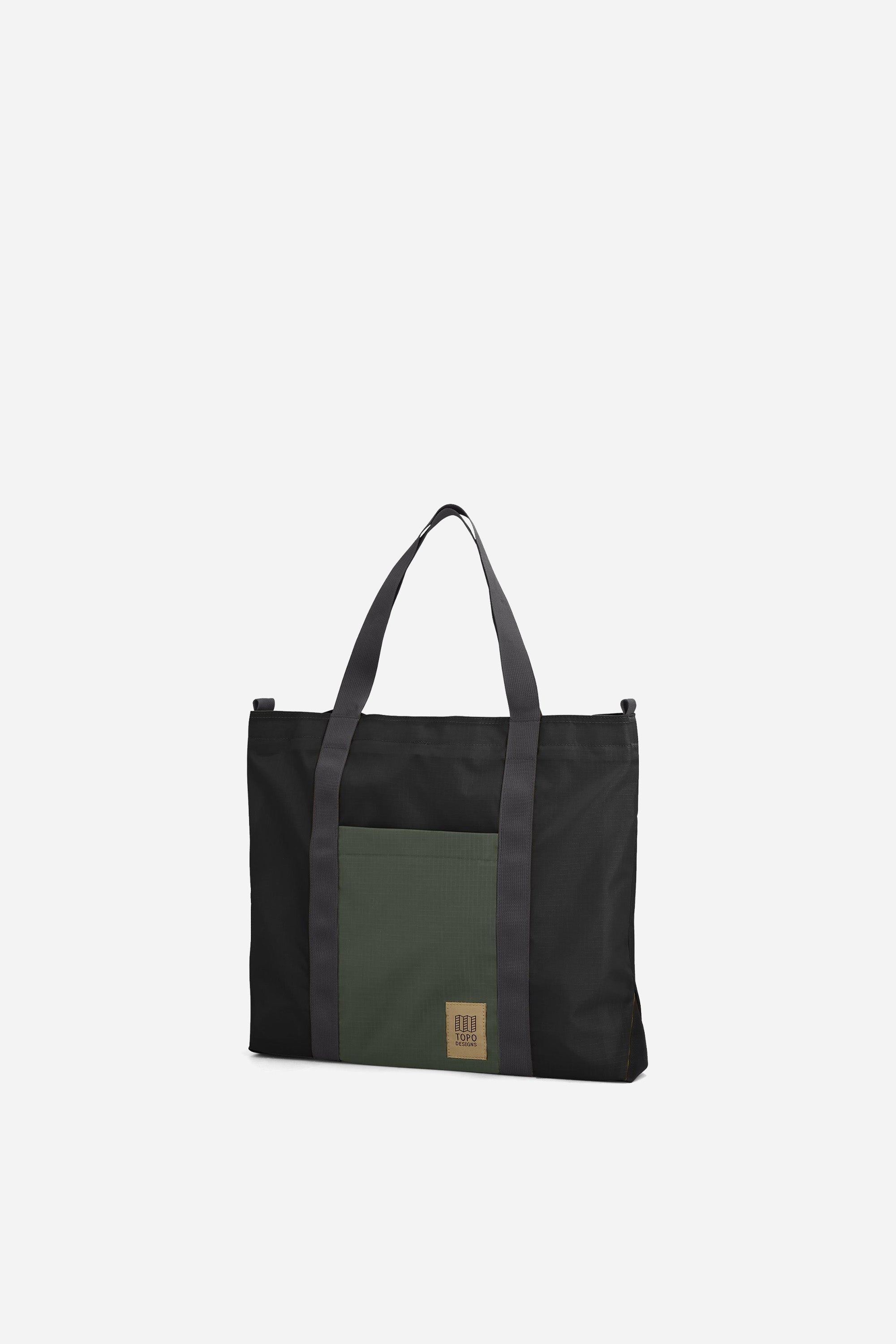 Mountain Essential Tote Black/Neutral