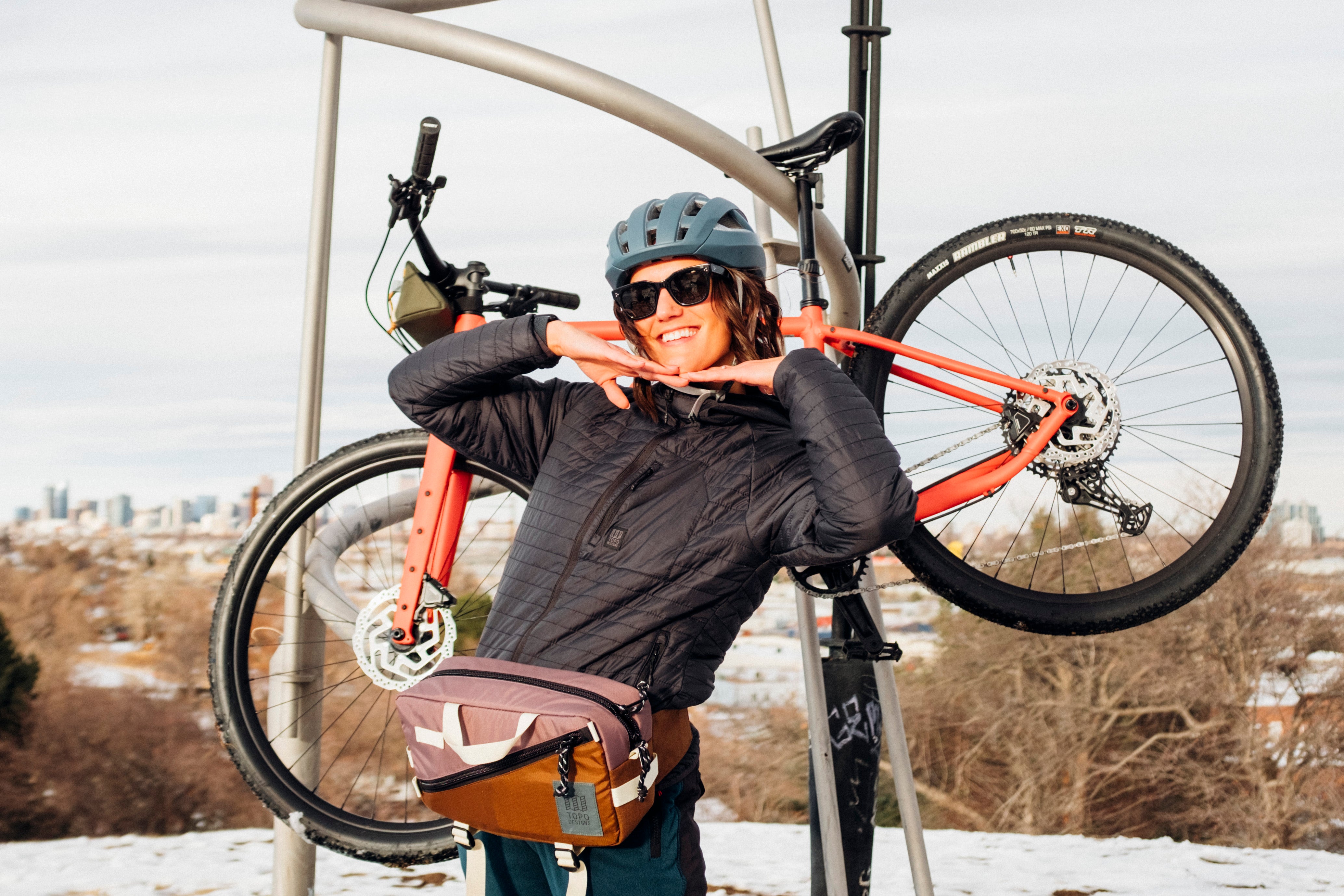 Global Puffer Hoodie Women's