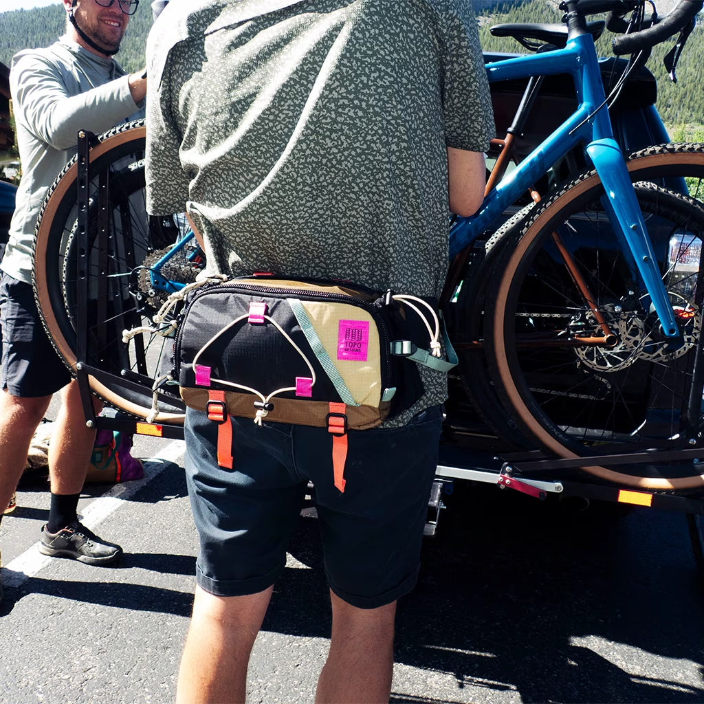 Mountain Hydro Hip Pack Black/Neutral