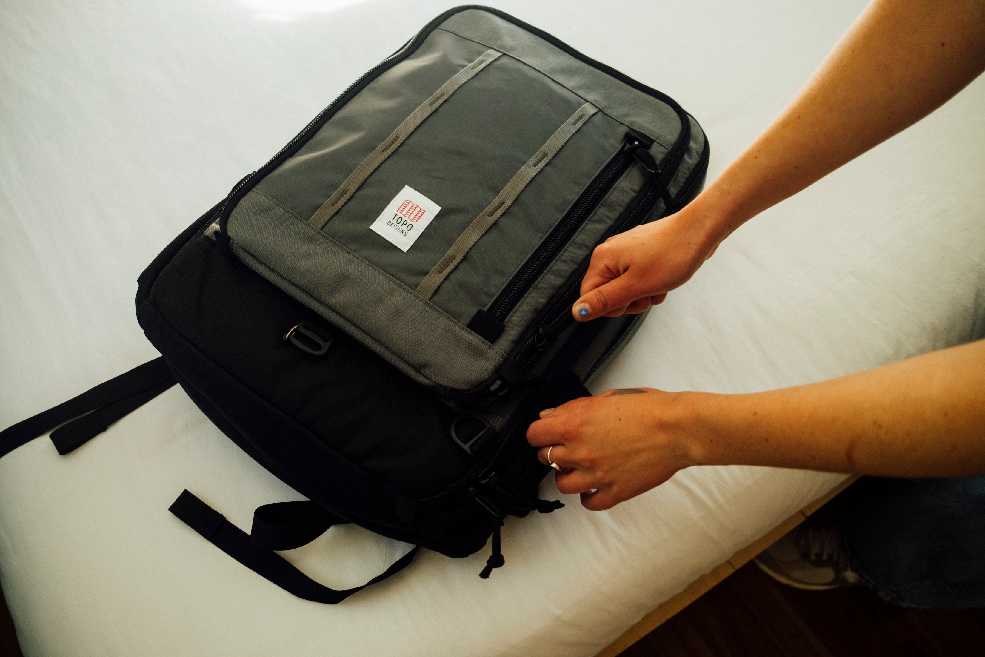 Global Travel Bag 30L Caribbean/Dark Khaki